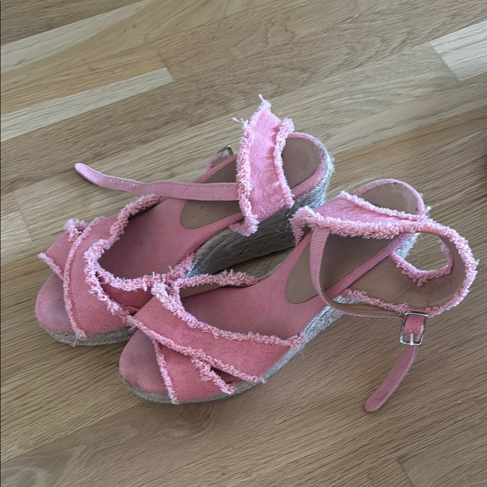 Pink Frayed Castaner Espadrille Sandals